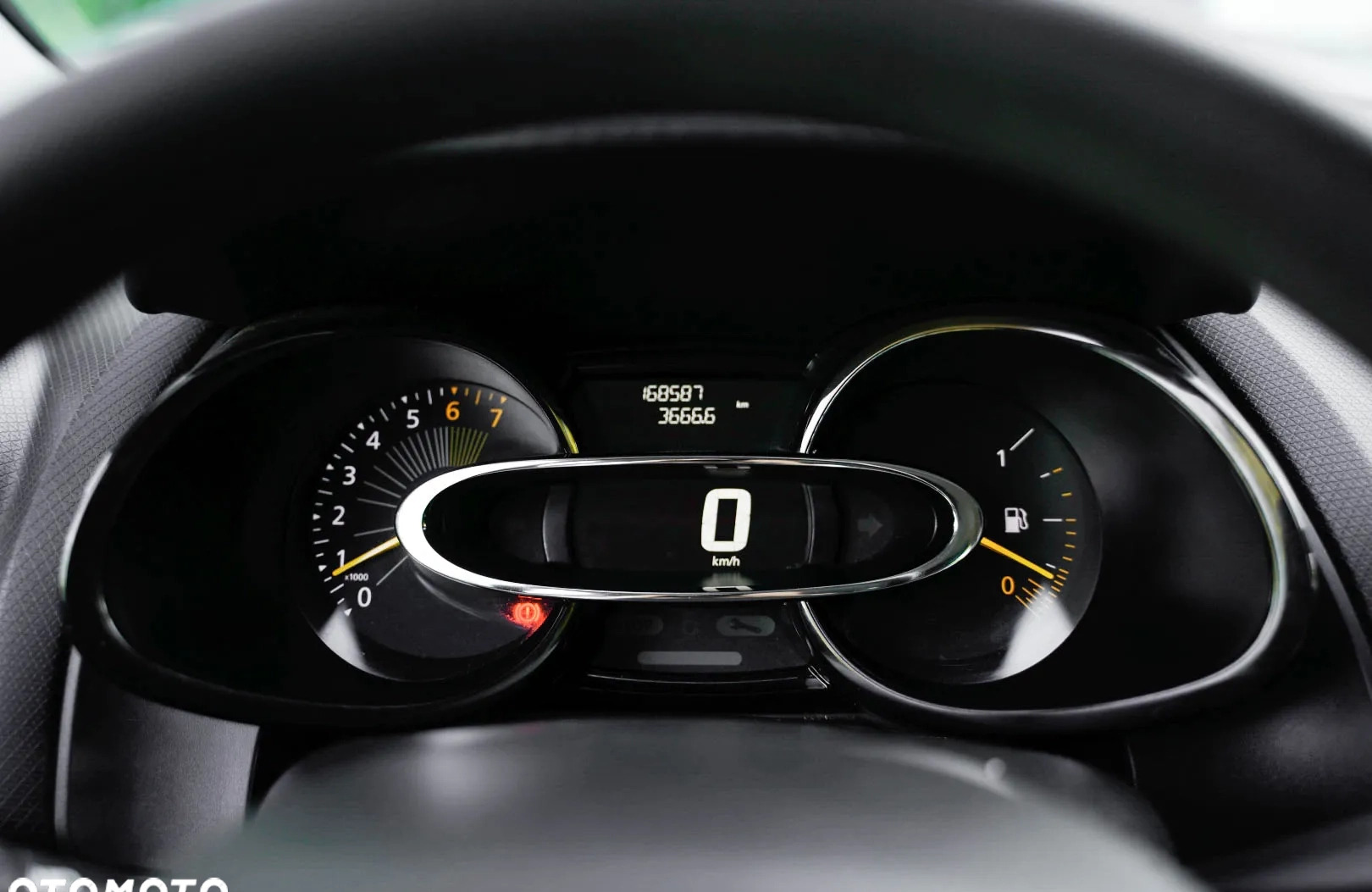 Renault Clio cena 24900 przebieg: 168000, rok produkcji 2013 z Żagań małe 277